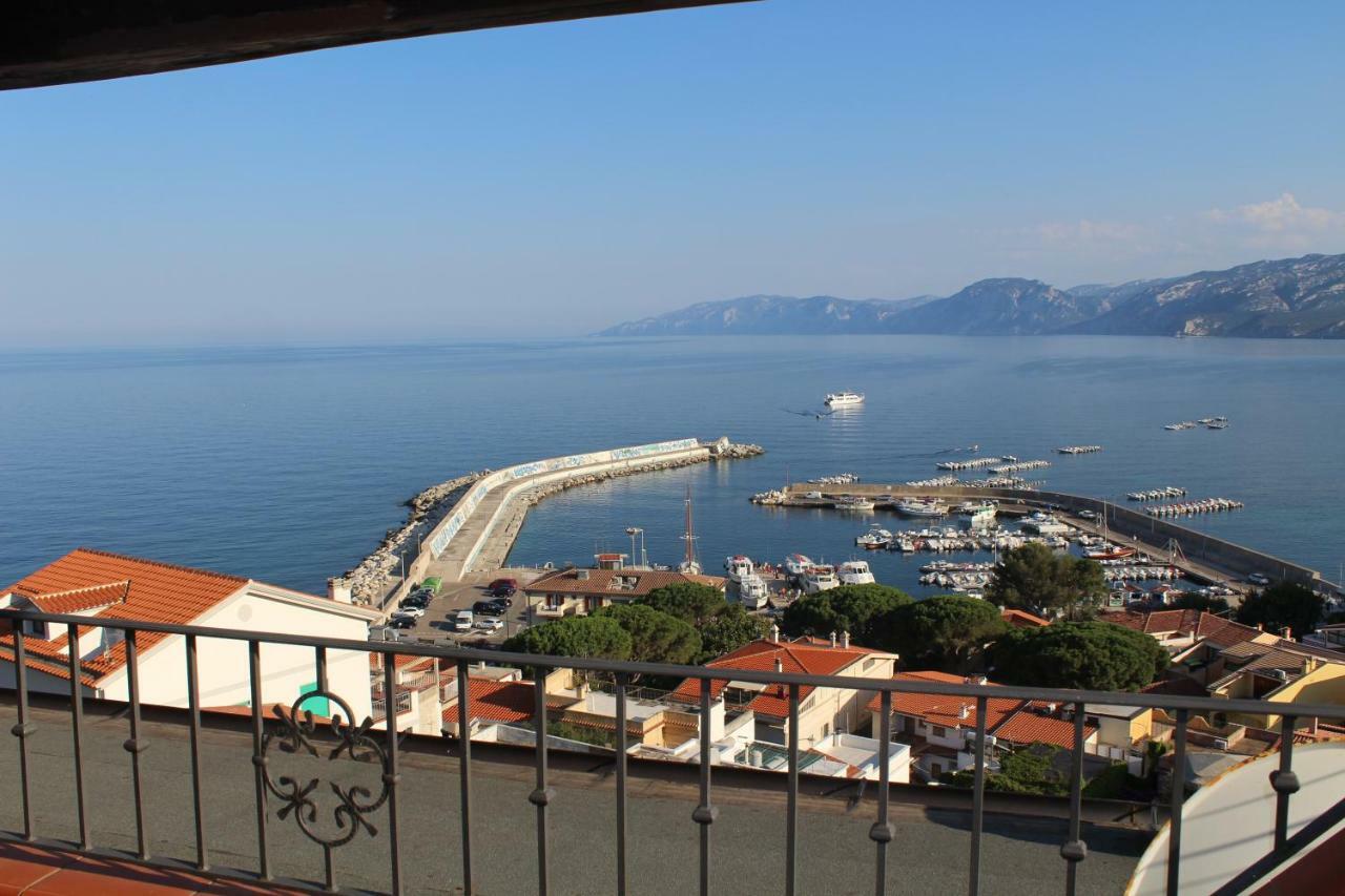 Appartamento Pablo Cala Gonone Bagian luar foto
